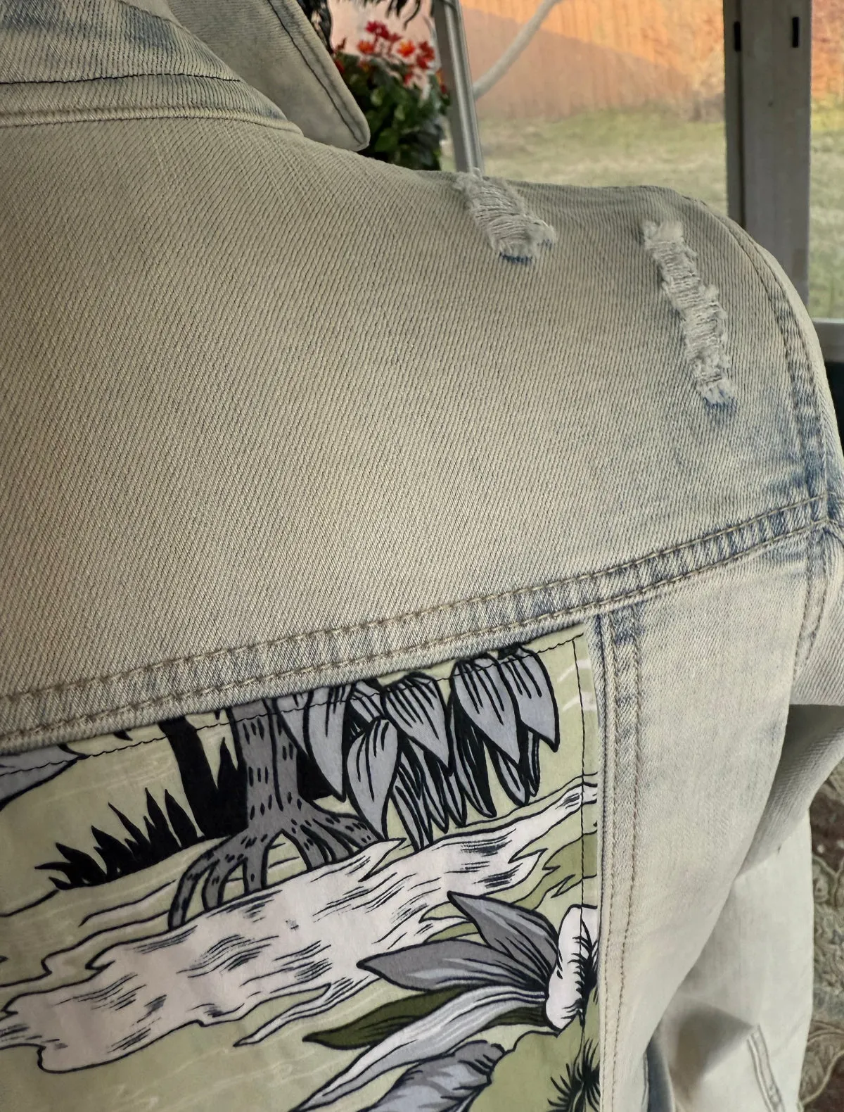 022 Denim Jacket (L)