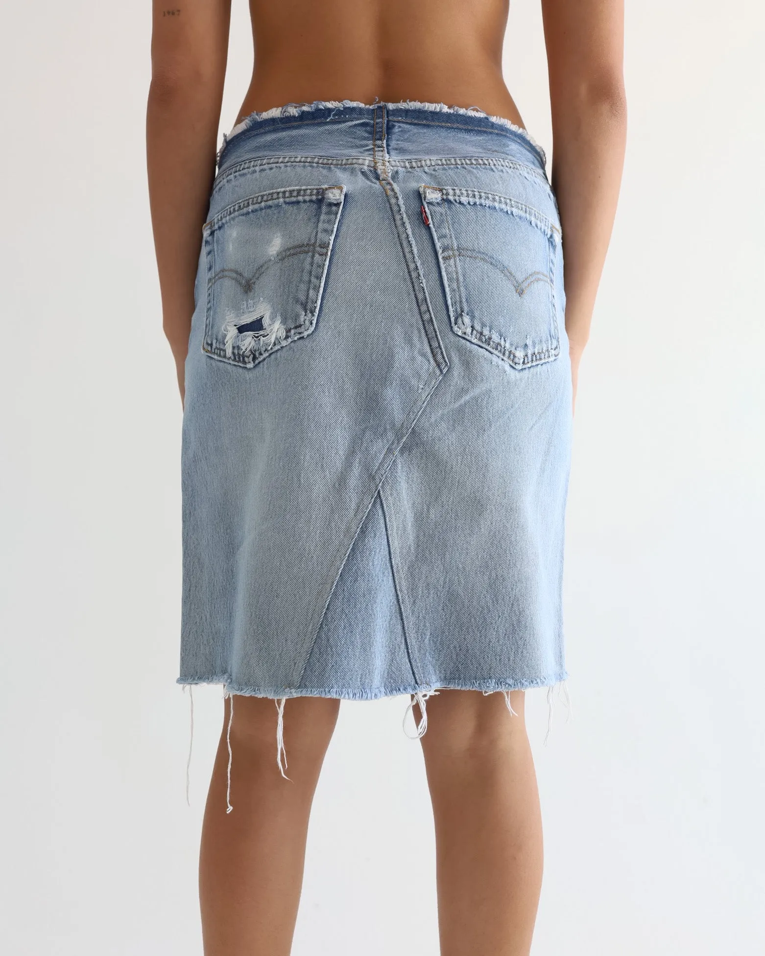 501 VINTAGE LEVI’S SKIRT | SIZE 30
