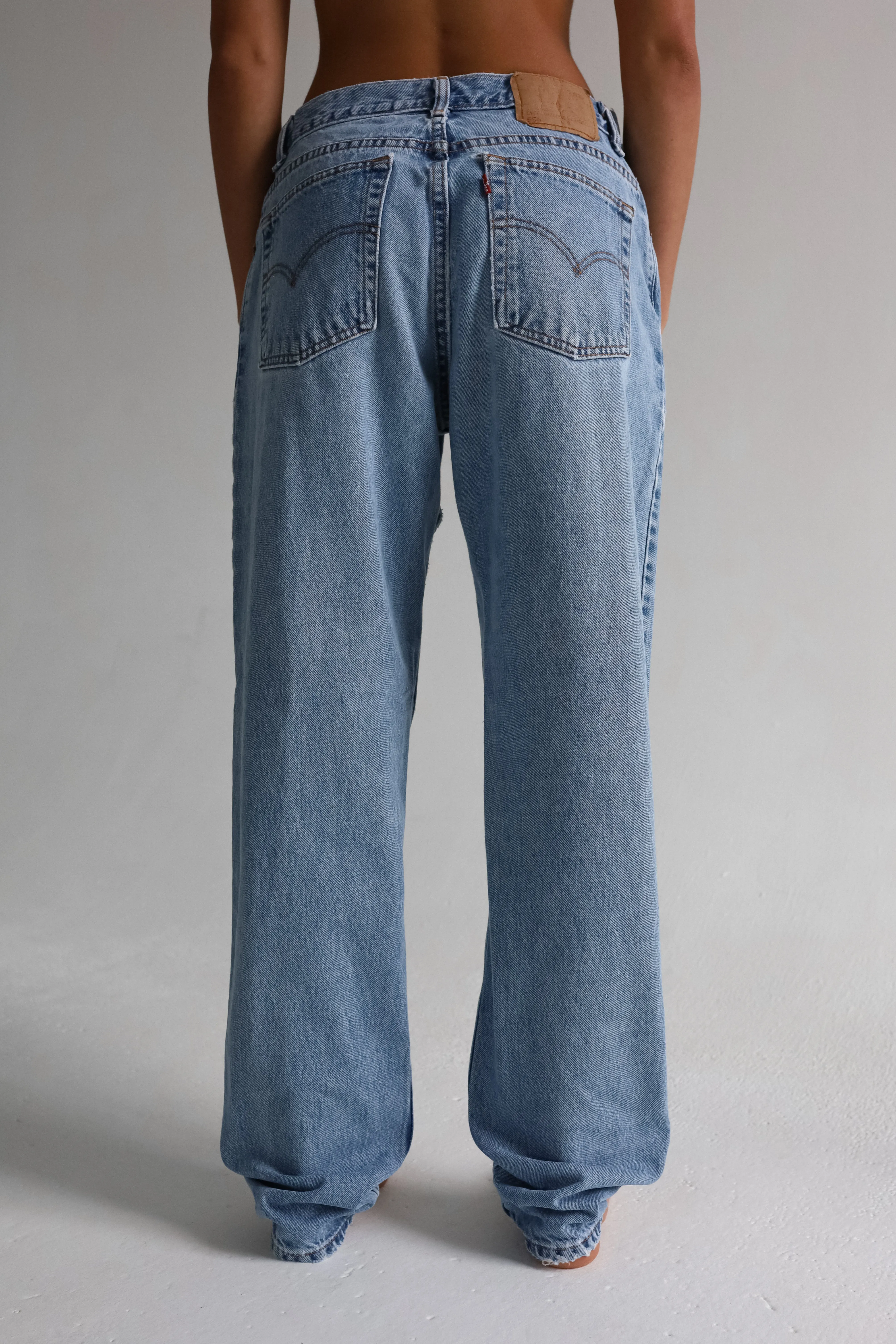 550 VINTAGE LEVI'S | SIZE 27