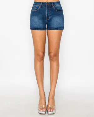 BASIC CLEAN HEM SHORTS