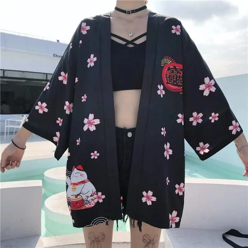 BLACK WHITE SAKURA FORTUNE CAT CARDIGAN UB2639