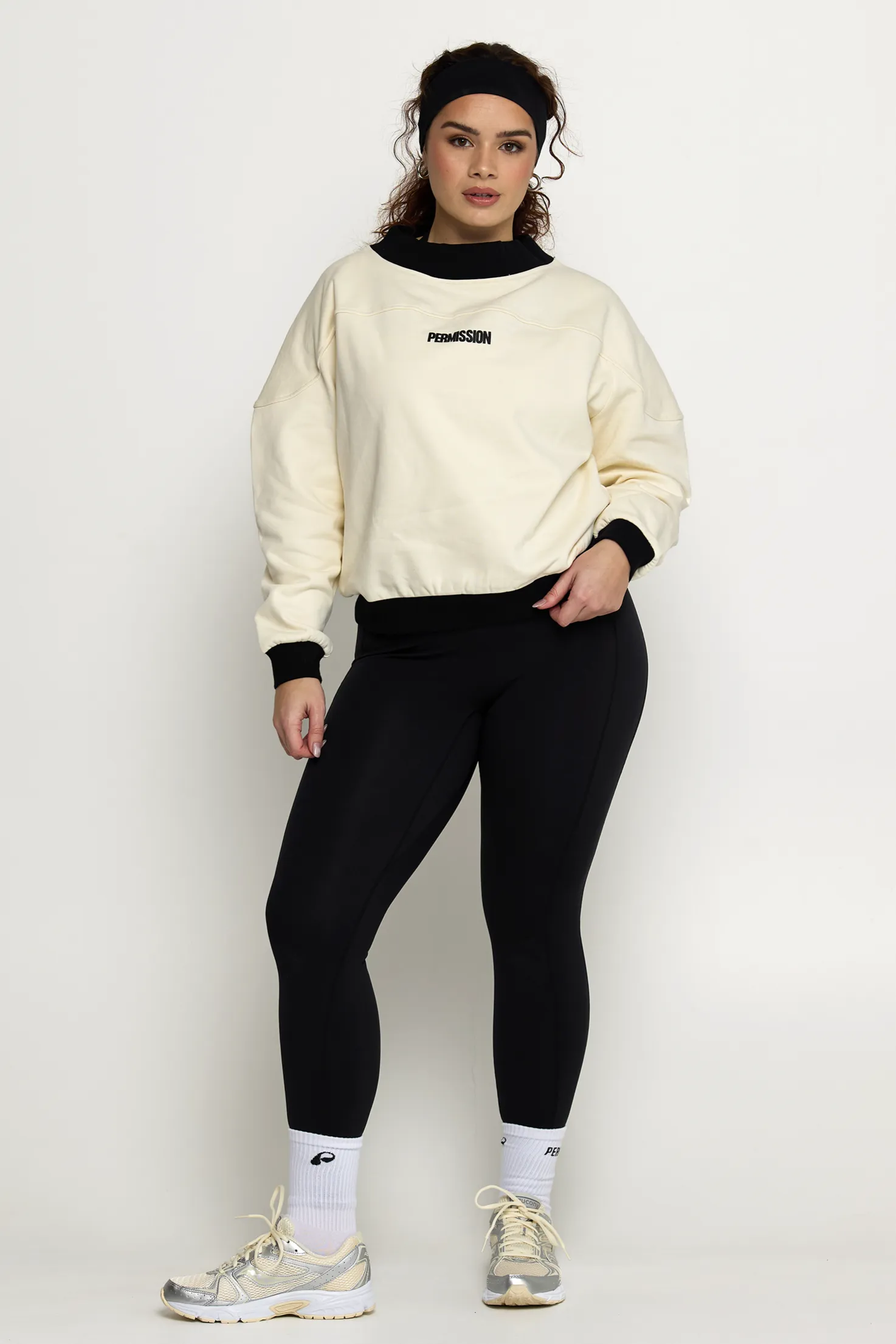 Contrast Mockneck