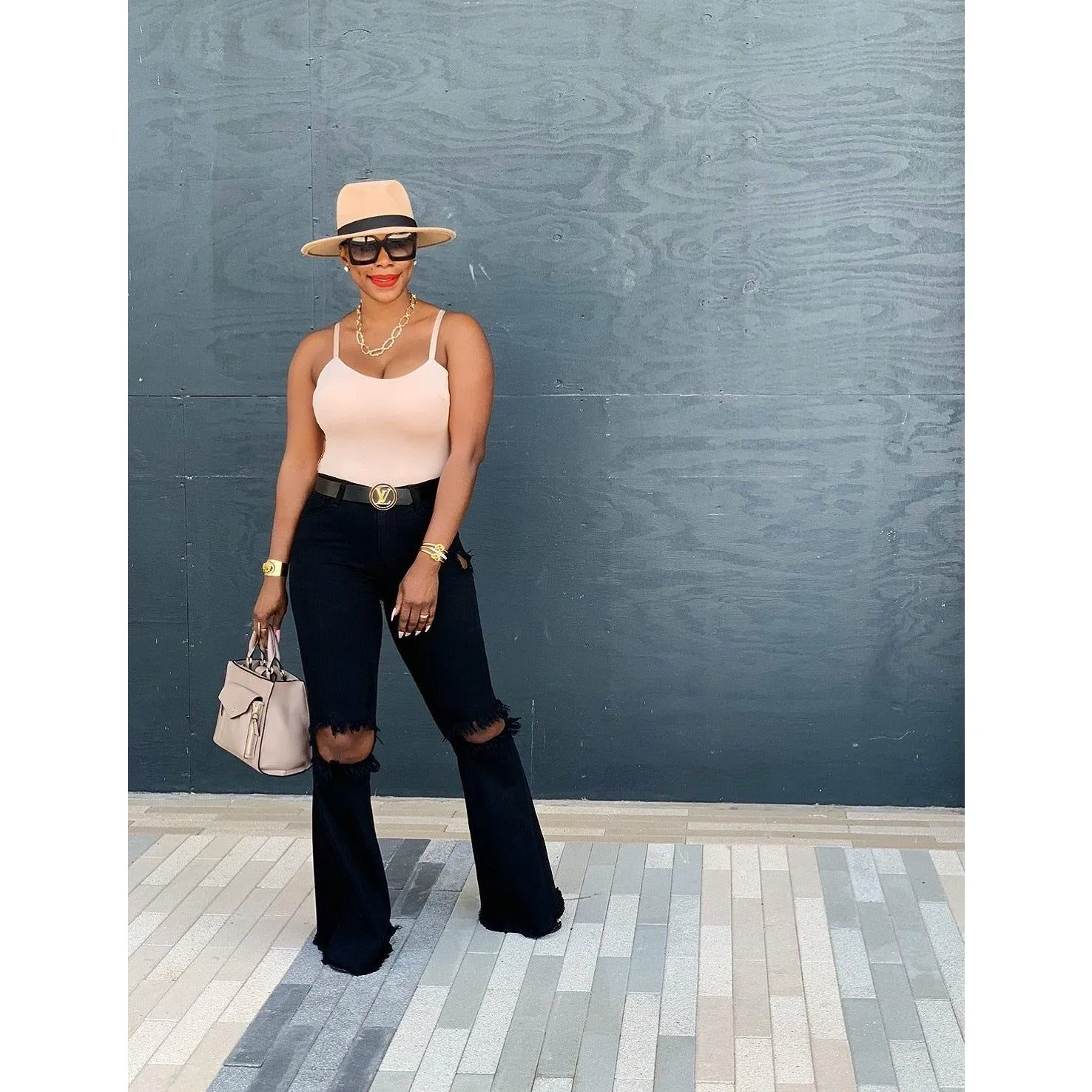 DISTRESSED BELL BOTTOM JEANS (BLACK)