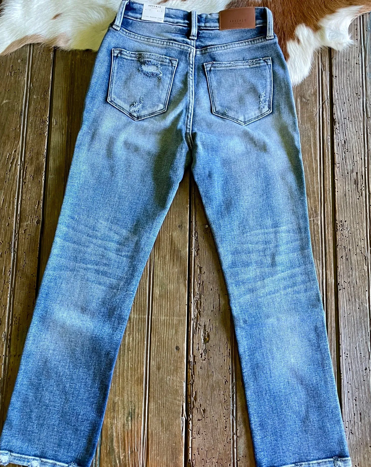 Eastland High Rise Ankle Straight Jeans