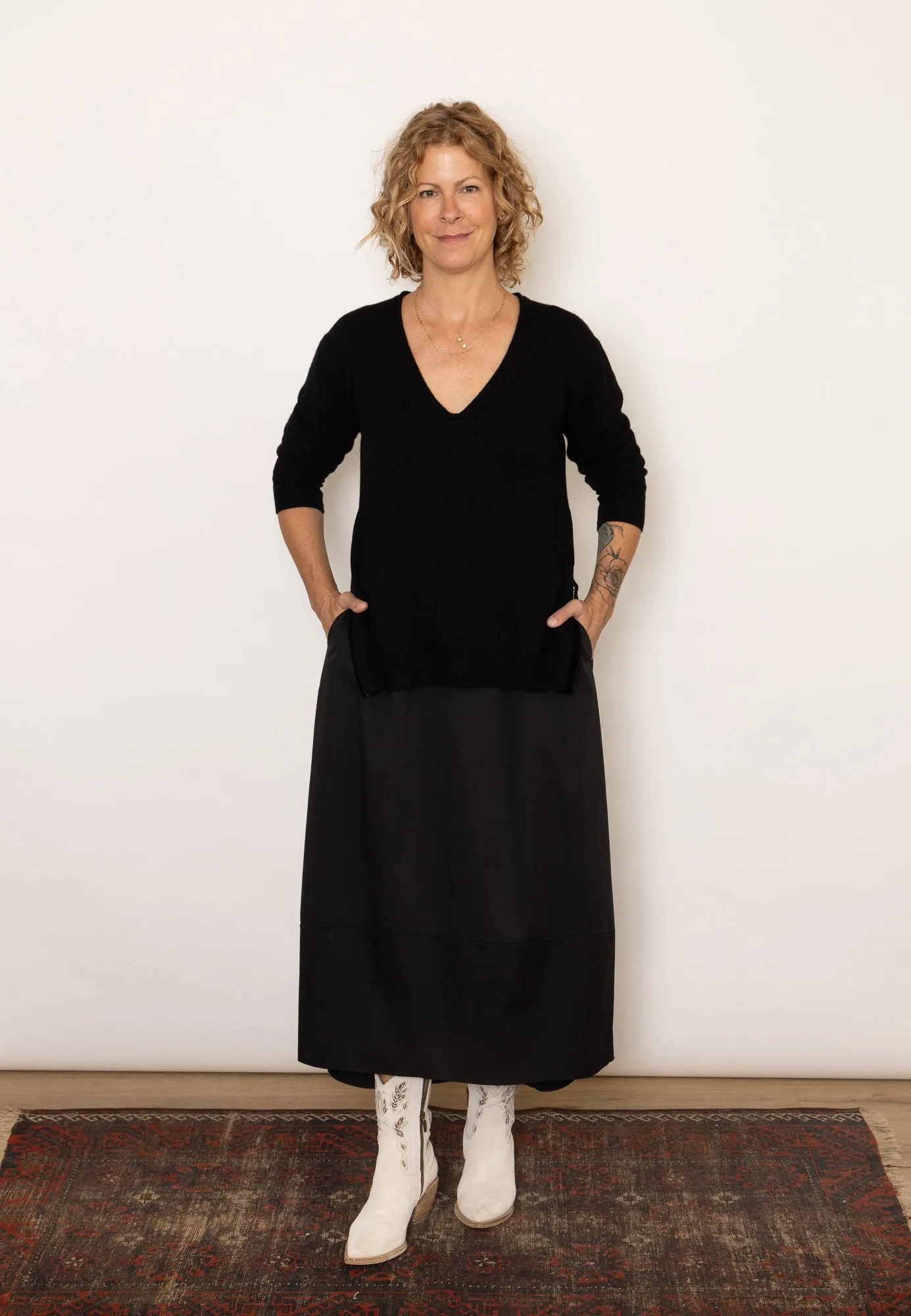 Elaine Kim Cashmere V Neck Top