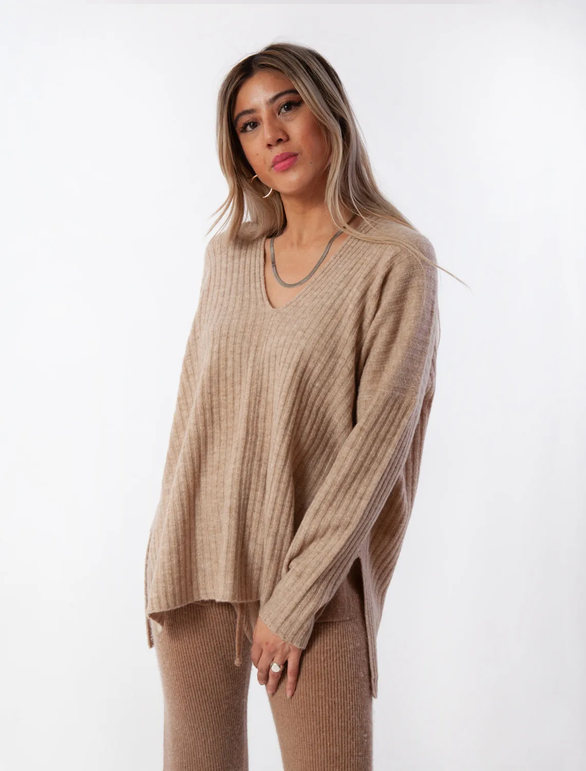 EVOLVE SWEATER