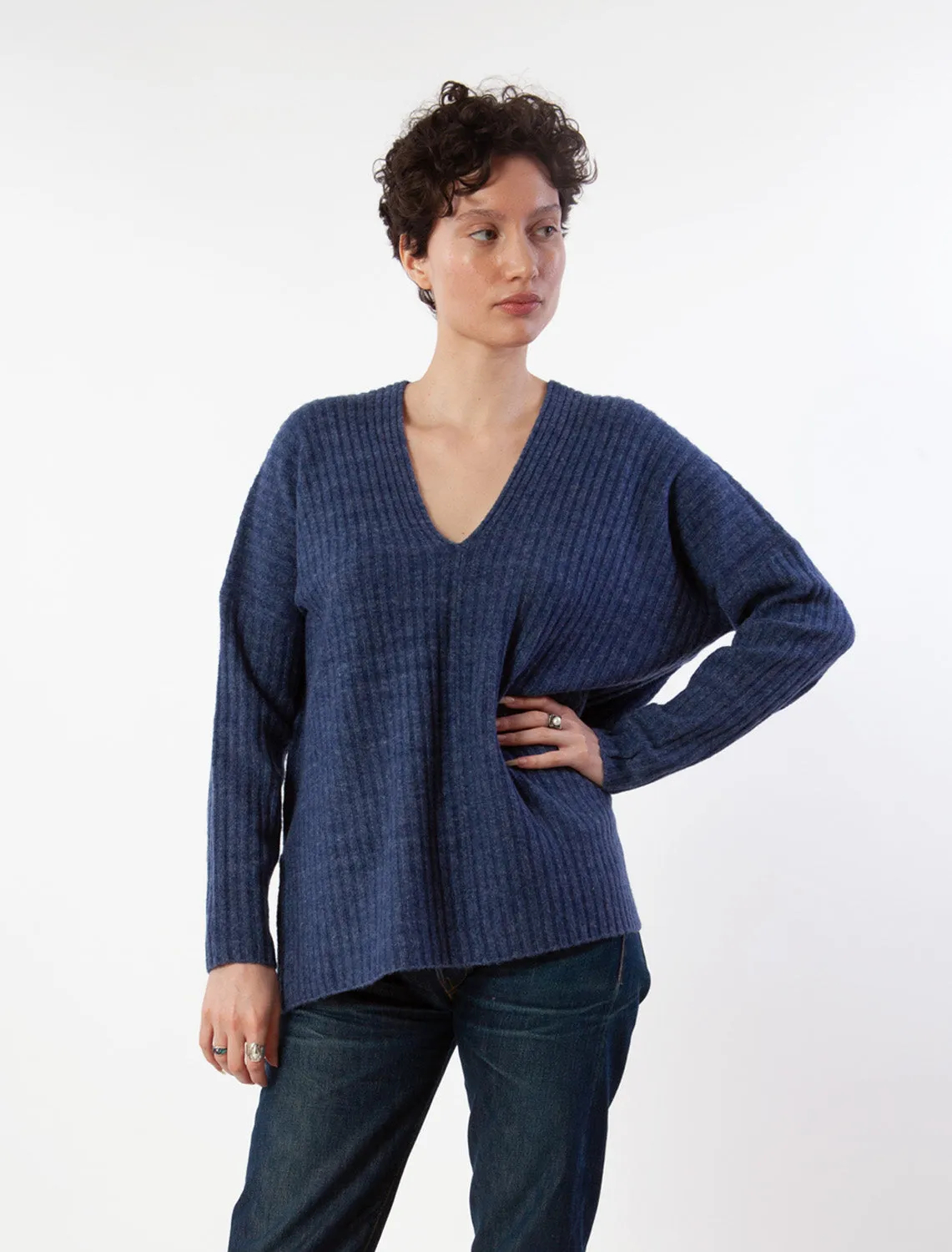 EVOLVE SWEATER