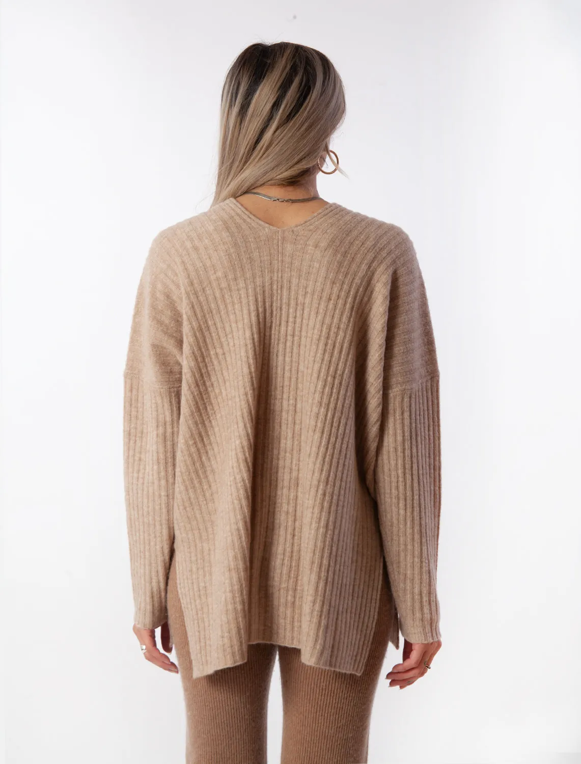 EVOLVE SWEATER