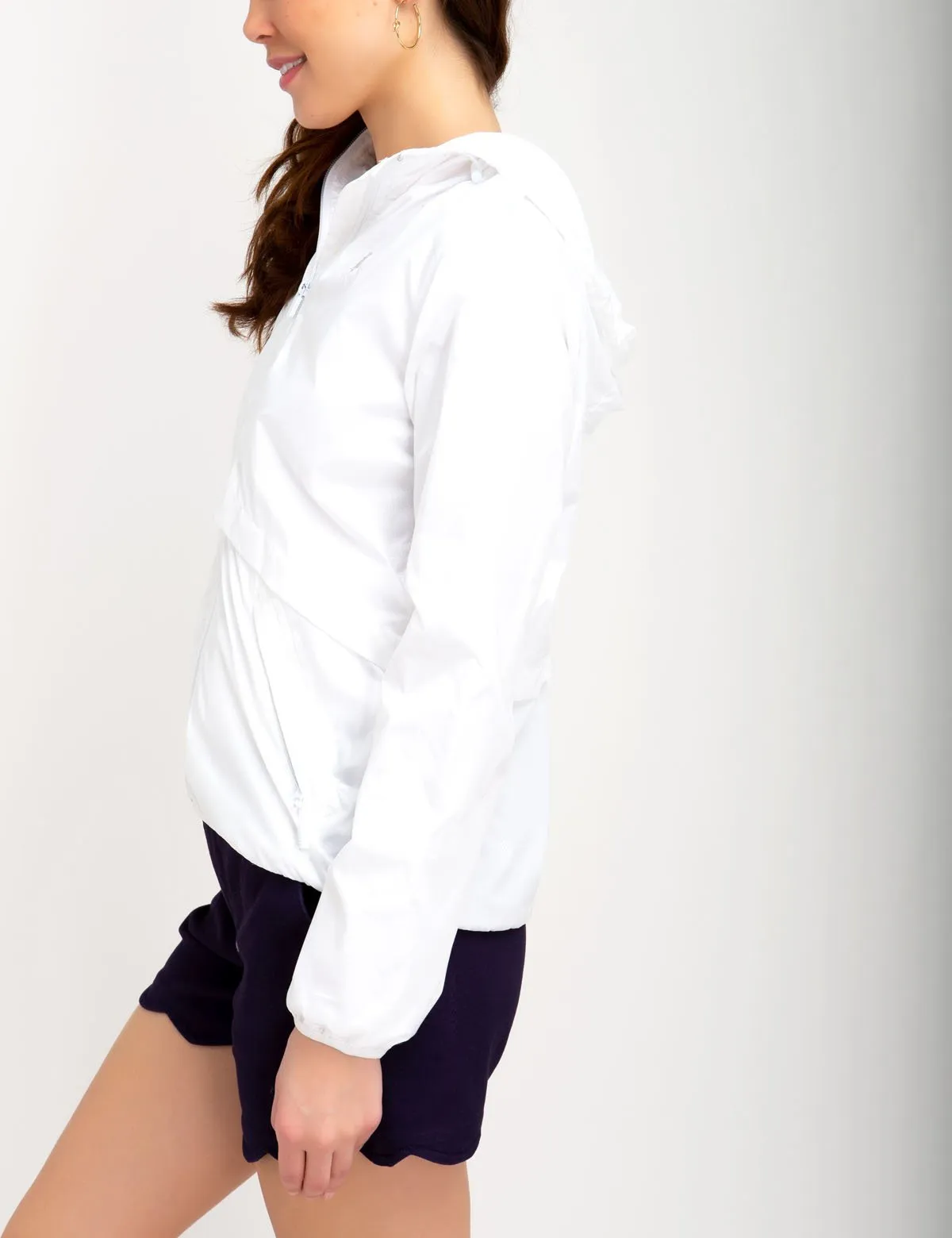 HOODED WINDBREAKER