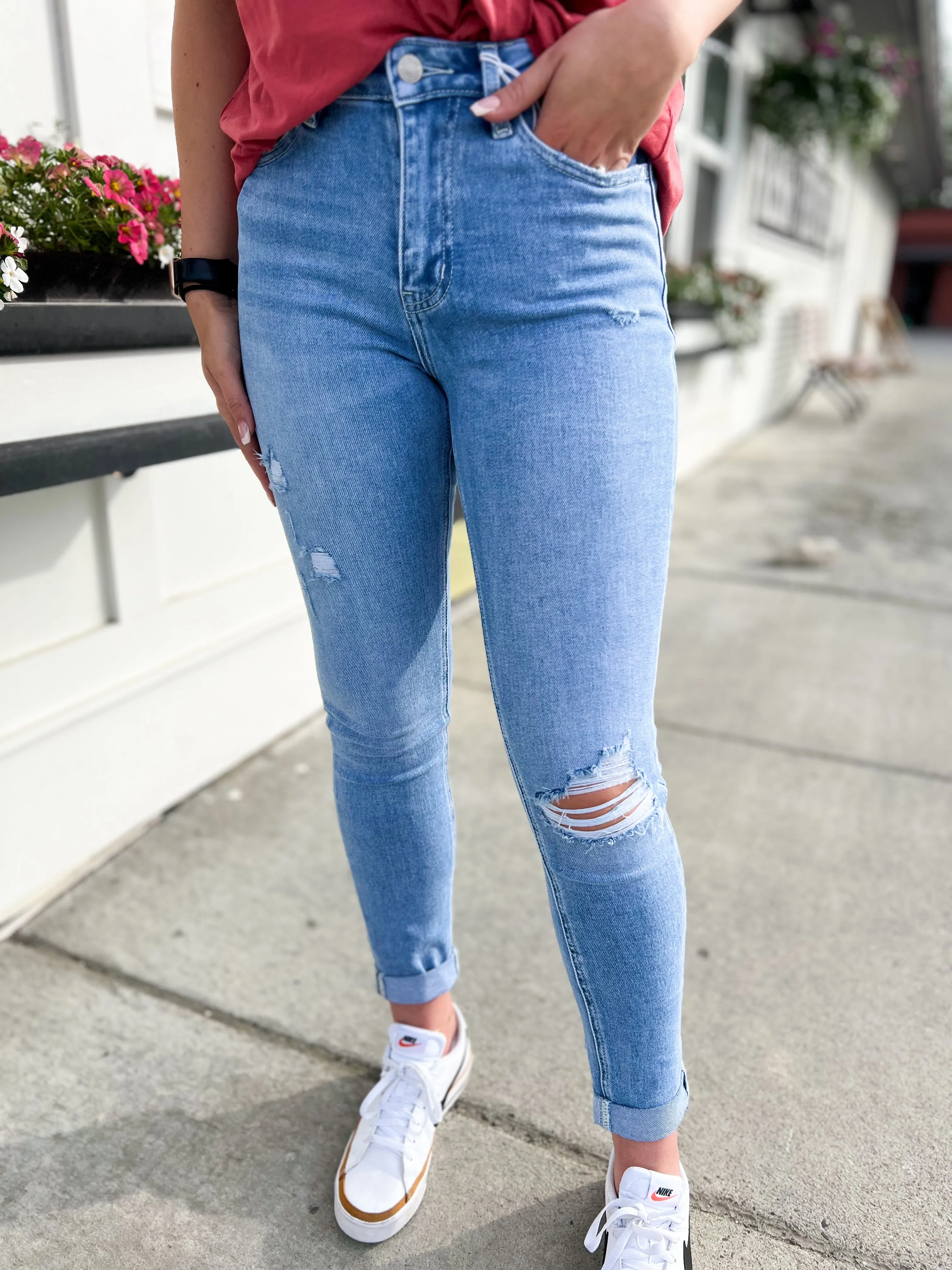 Sleepless HR Cuff Skinny Jeans