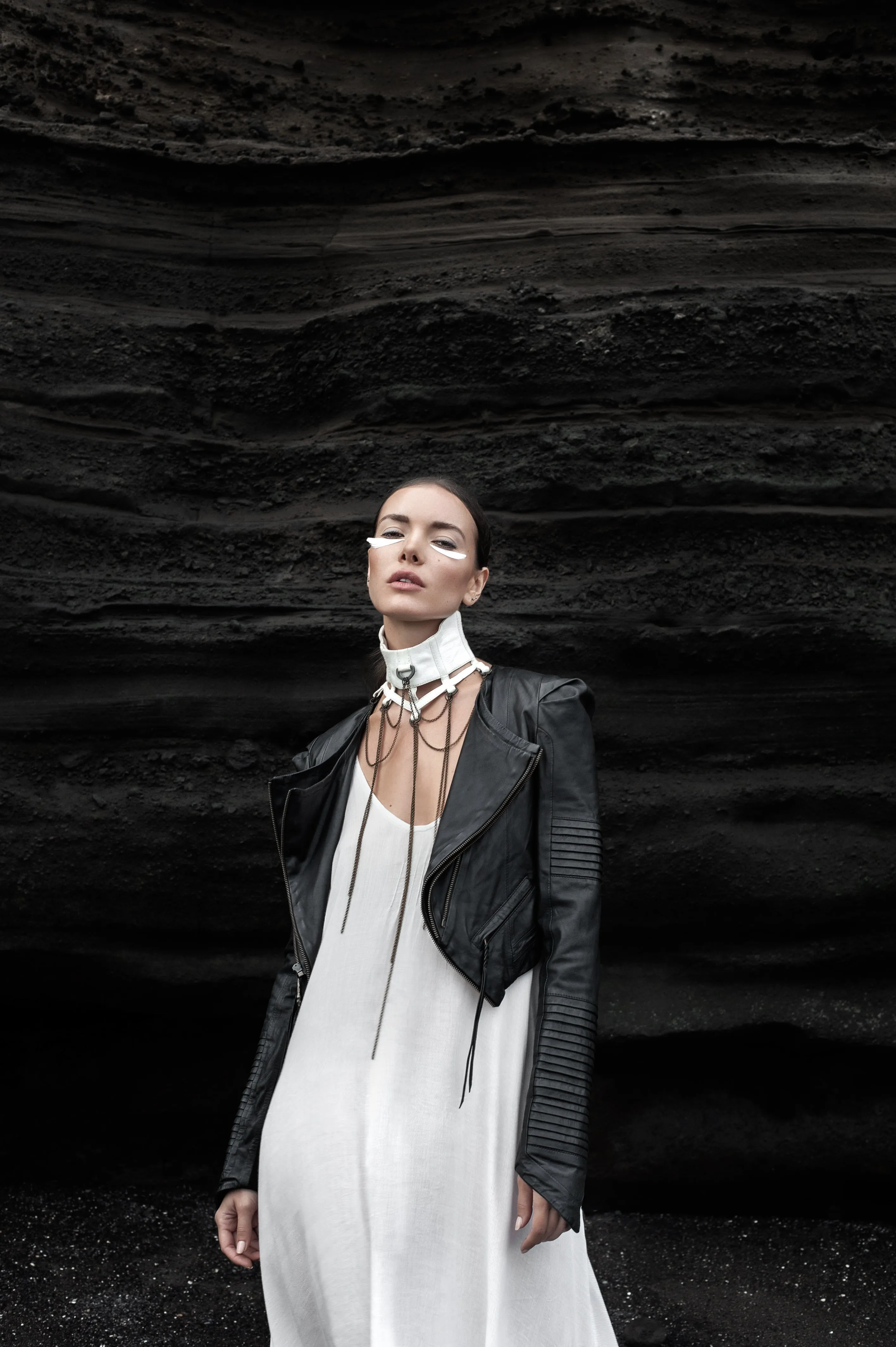 Swan Collar with Chain