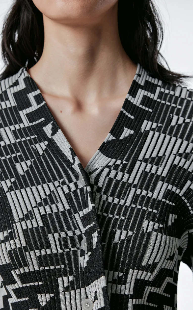 Sweater / JNBY V-neck Classic Sweater