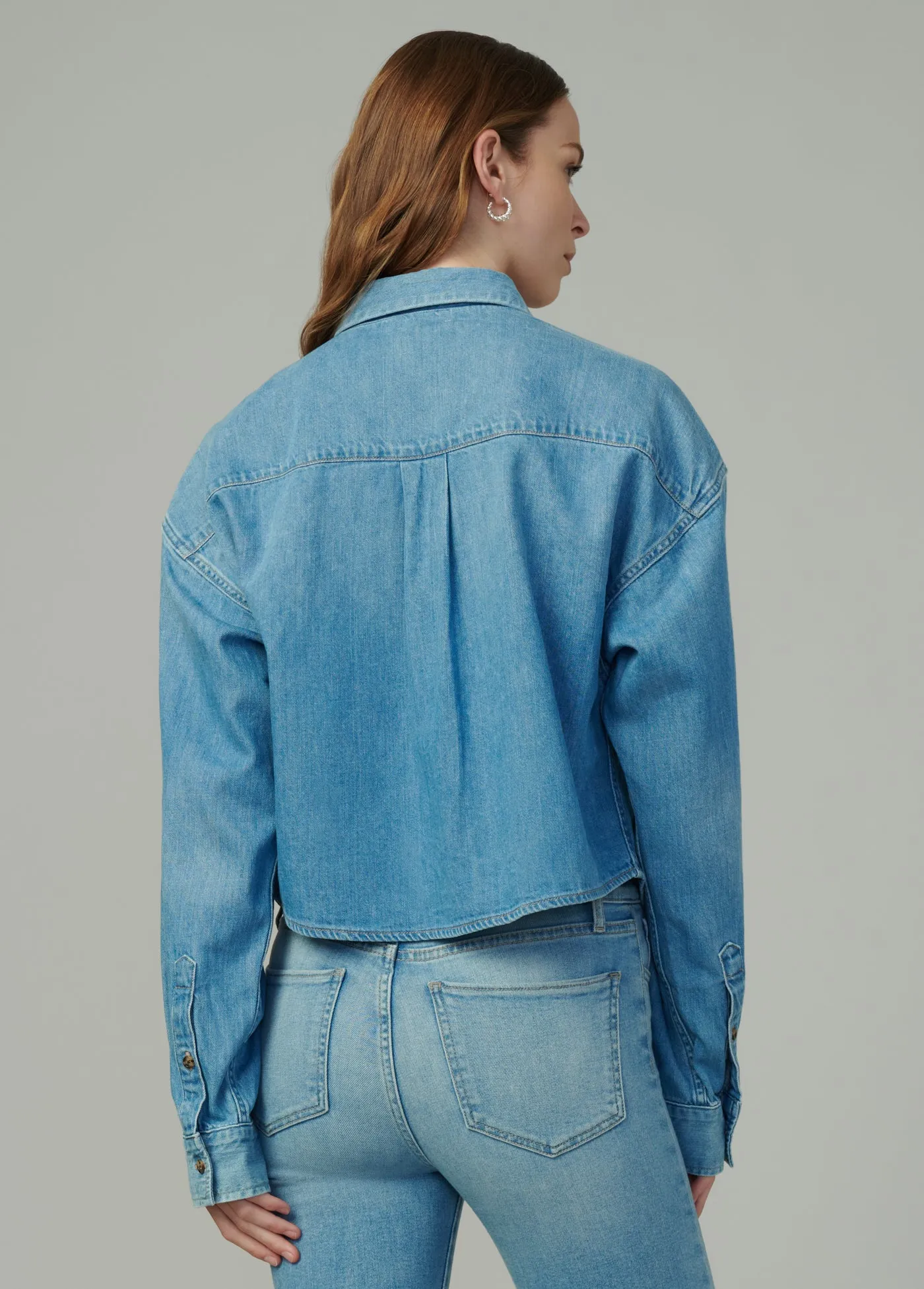 THE CROPPED BOYFRIEND BUTTON DOWN SHIRT