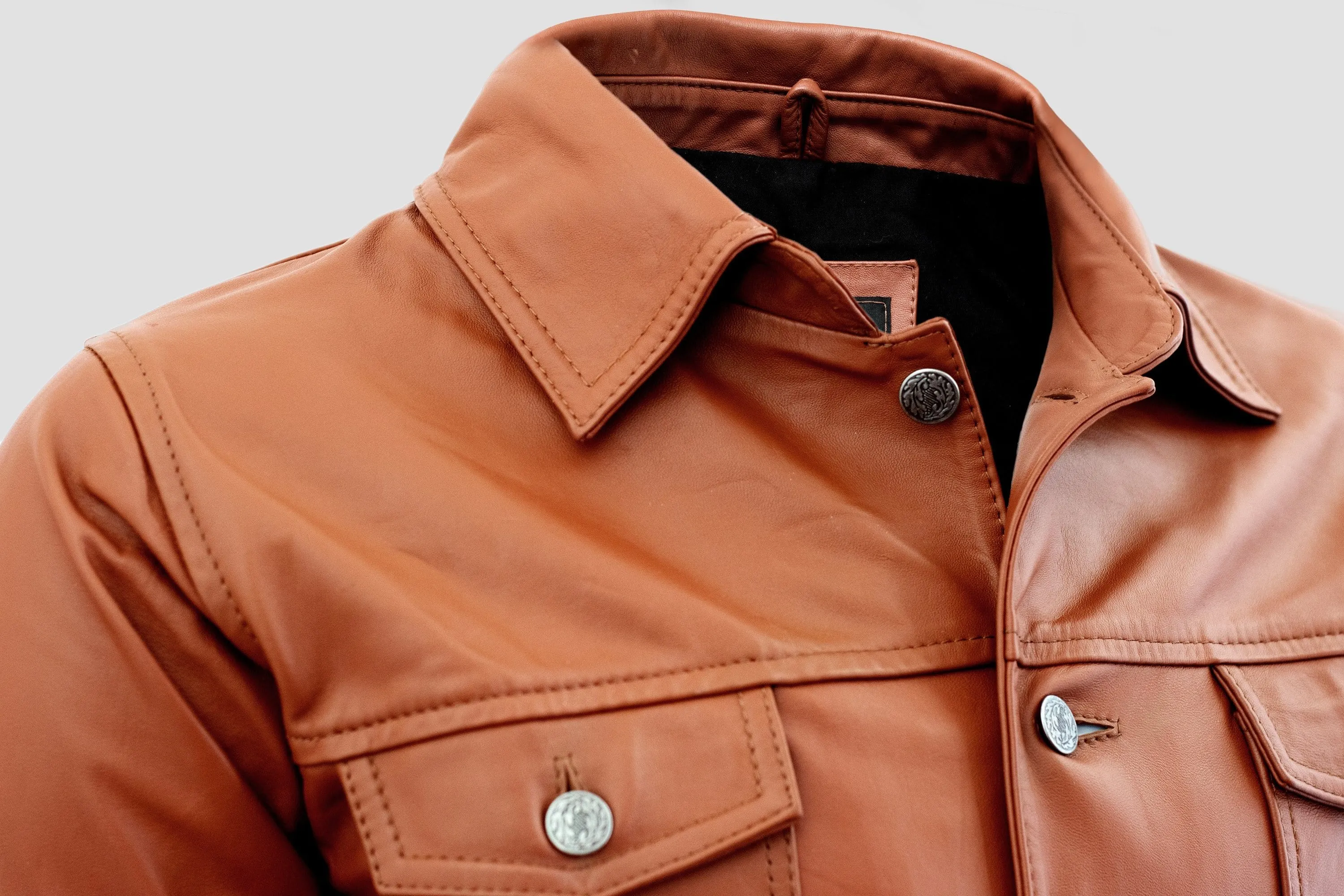 THE TRUCKER JACKET