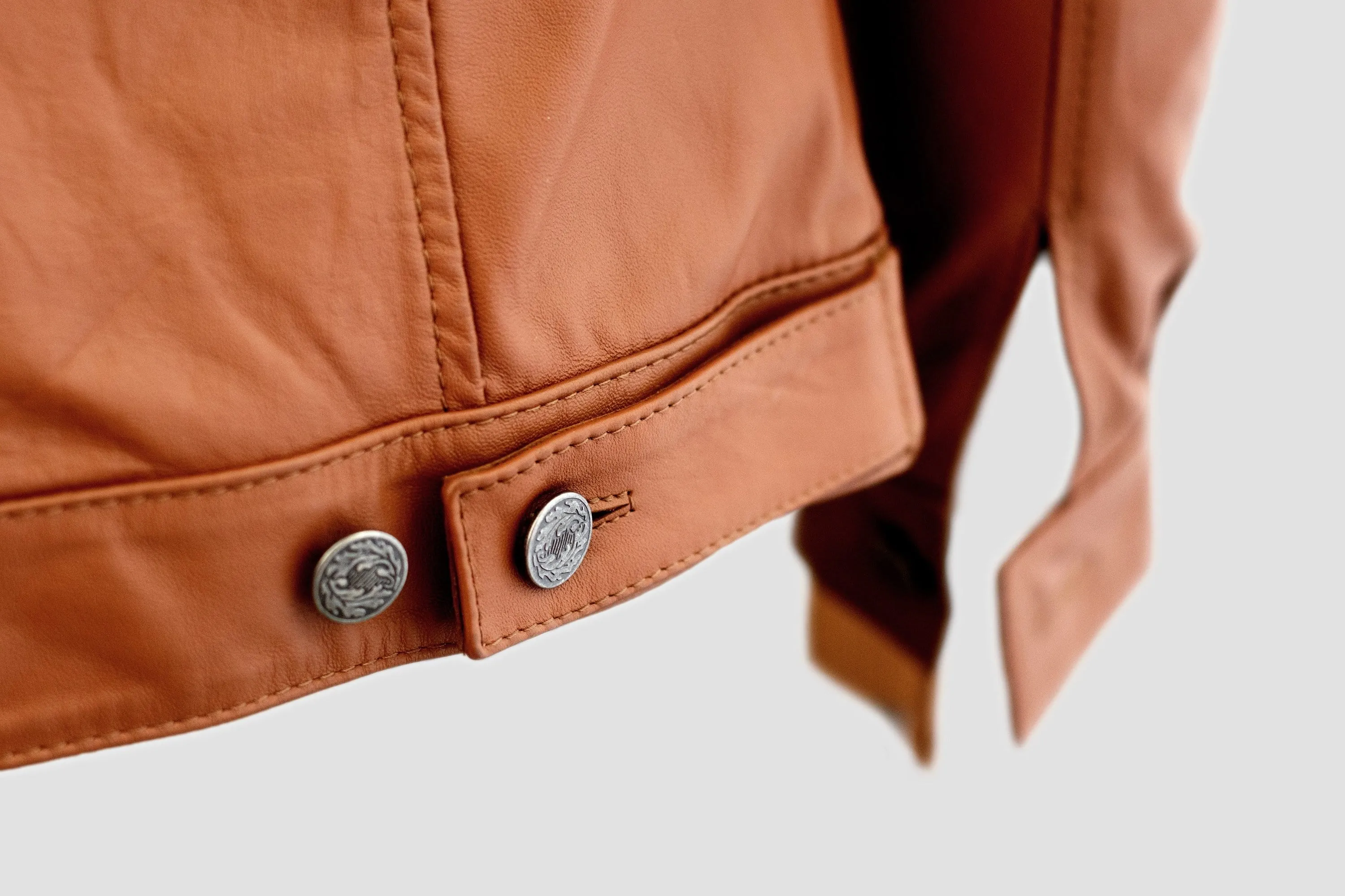 THE TRUCKER JACKET