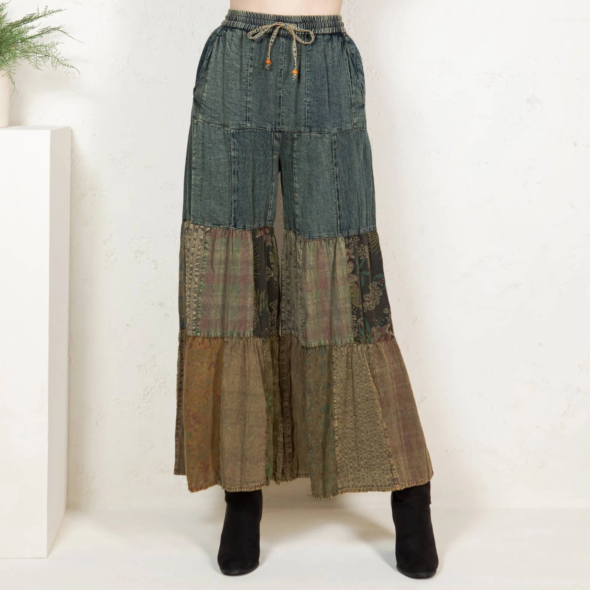 Tiered Patch Insert Denim Young Threads Pants: Gravel