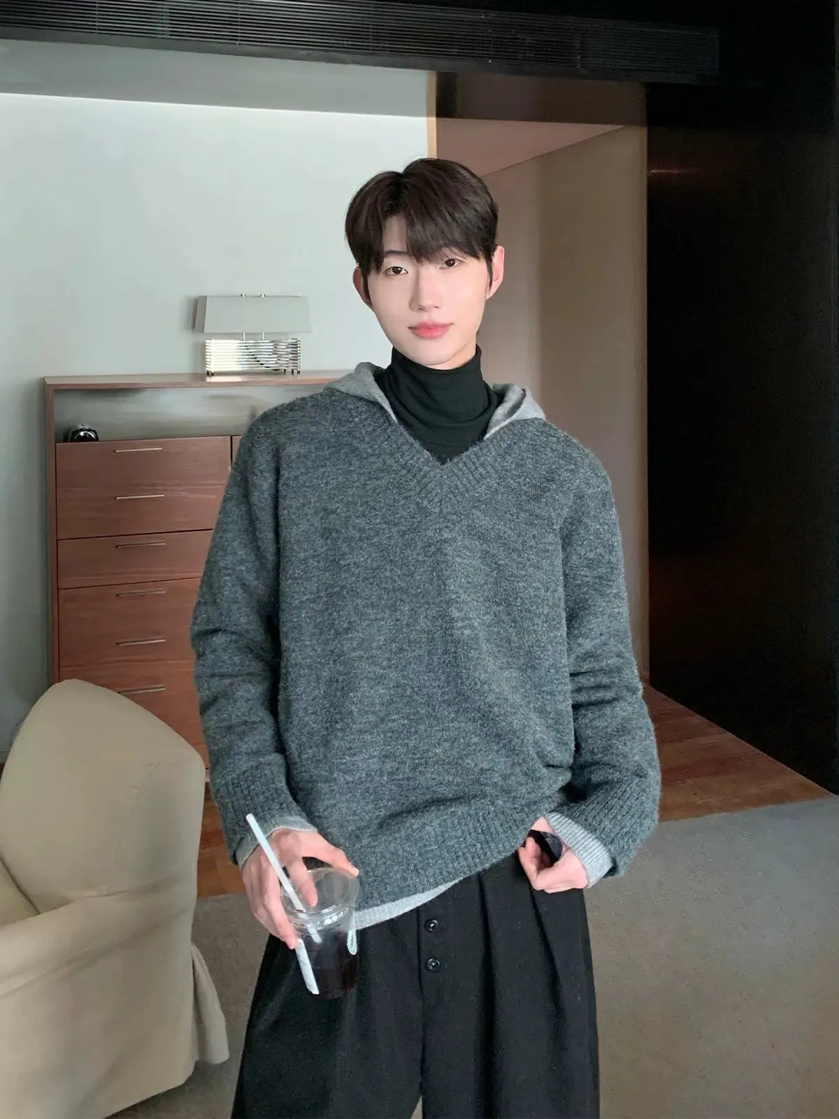 V-Neck Hooded Two-piece Pullover