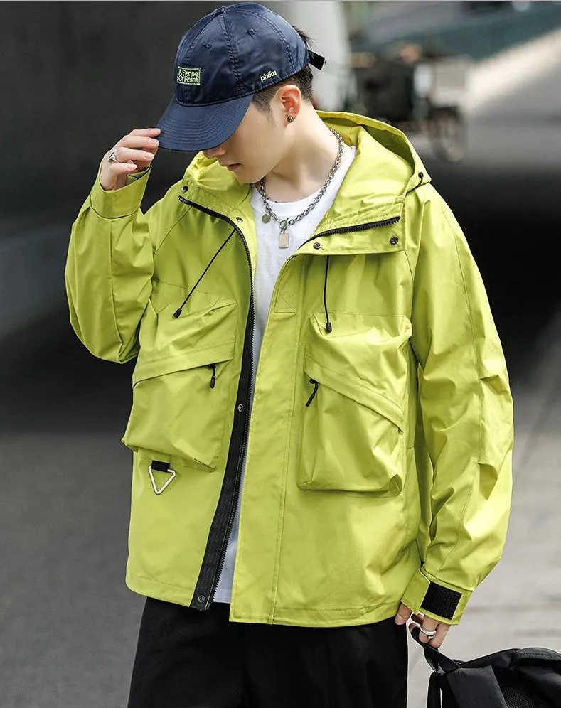 Versatile Cargo Jacket for Outdoor Adventures with Relaxed-Fit Design