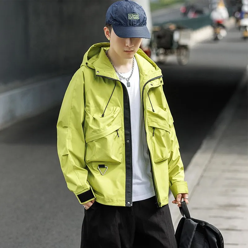 Versatile Cargo Jacket for Outdoor Adventures with Relaxed-Fit Design