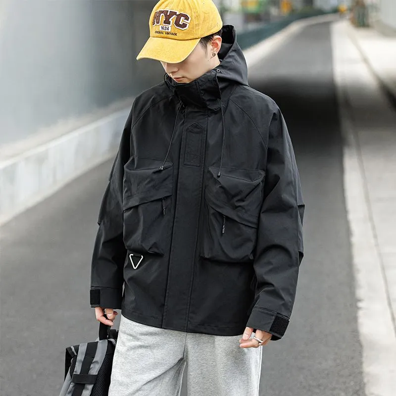 Versatile Cargo Jacket for Outdoor Adventures with Relaxed-Fit Design