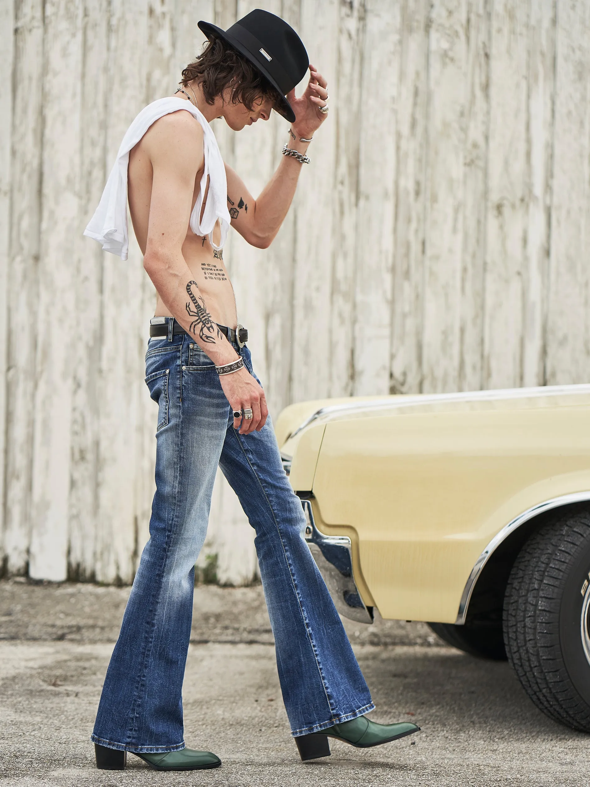 WILFRIED BELL BOTTOM JEANS IN DISTRESSED BLUE - Man