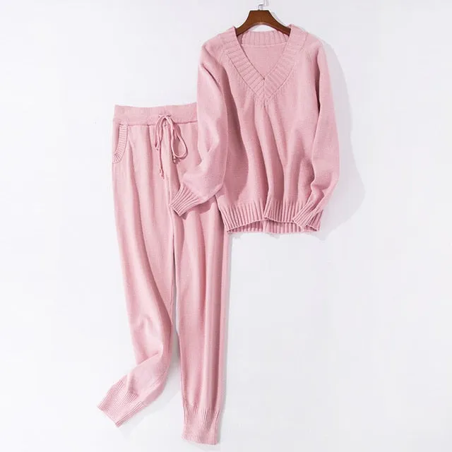 Women sweater suit and setsCasual Knitted Sweaters Pants 2PCS Track Suits Woman Casual Knitted Trousers Jumper Tops Clothing Set